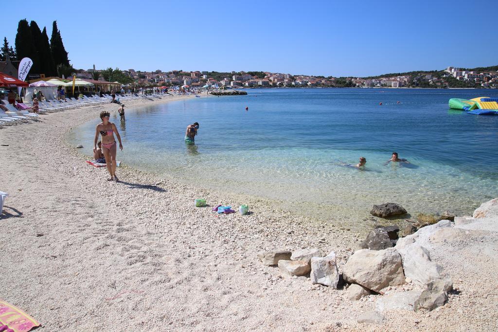 Apartments Kristo Trogir Bagian luar foto